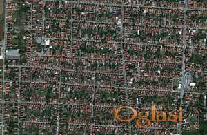 Građevinski Plac U Rumi – 8 Ari, Blizina Vrtića "Kockica"